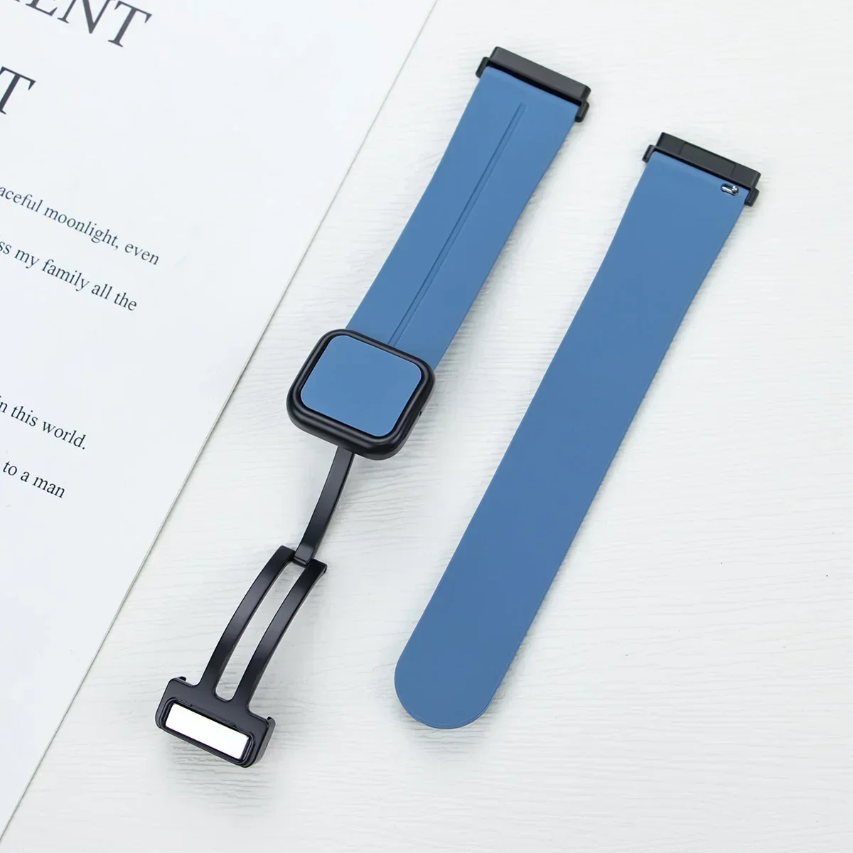 Silicone Strap for Fitbit Versa 4 3 2 1 Versa Lite Magnetic Buckle soft Sport Watch band for fitbit sense/sense 2 Bracelet