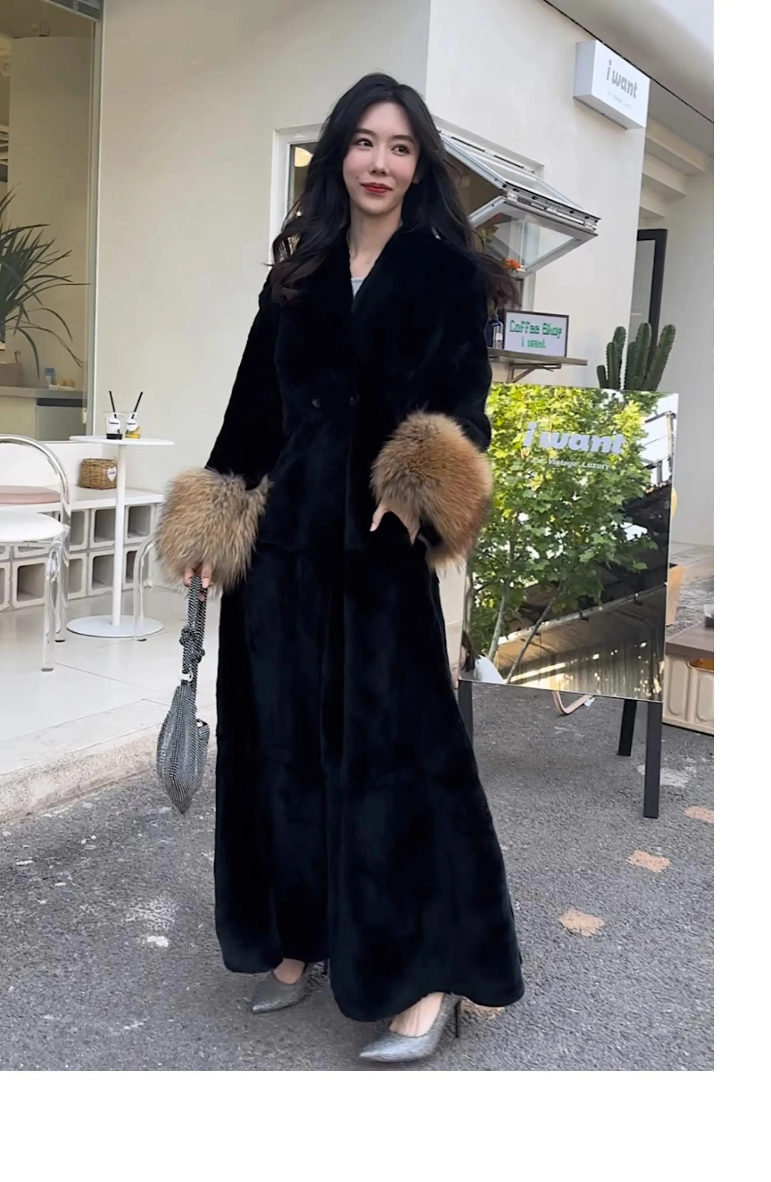 

Hot sales New Women Long Natural Fur Autumn Winter Luxurious Fur Thick Warm Real Rabbit Fur Coat Real Raccoon Fur Cuffs Coat