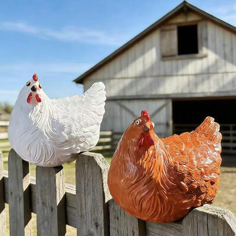 Rustic Farm Hen Resin Garden Statue 4 Colors Fence Tree Hanging Chicken Sculpture For Outdoor Yard Lawn Patio Decor Ornament