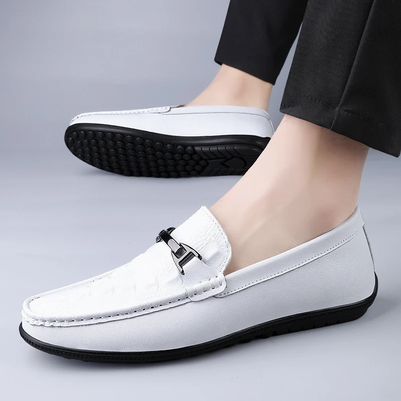 

Summer Fashionable Brand Men's Comfortable Soft Soled Bean Shoes New Men's Breathable Anti Slip Cowhide Outdoor Driving Shoes