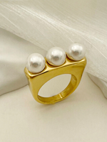 A pair of French style fashionable stainless steel three pearl pearl pearl rings for daily commuting, dates, gifts,