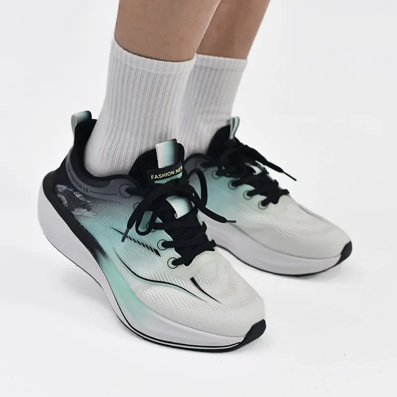 

Men's sports shoes casual new four season fashion versatile outdoor thick sole anti slip wear-resistant running casual sneakers