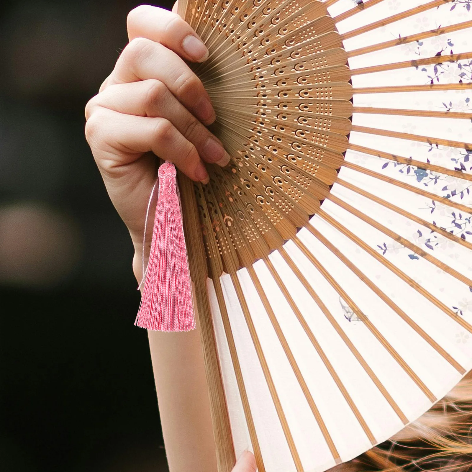 

30Pcs Bookmark Tassel Pendant with Bead Decorative Fan Tassel Charm for Handheld Fan DIY Craft Keychain Bag Decor Multi-Use