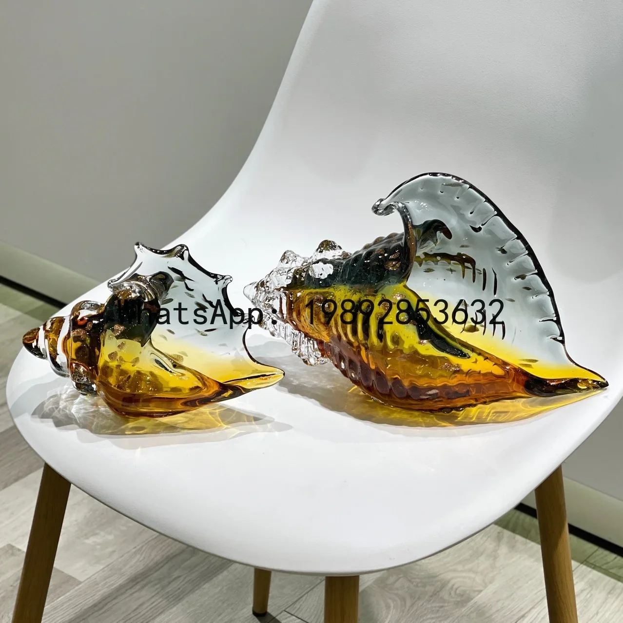 V5.11  glazed conch ornament - decorative glass display for living room, hotel, entryway, office, and wine cabinet