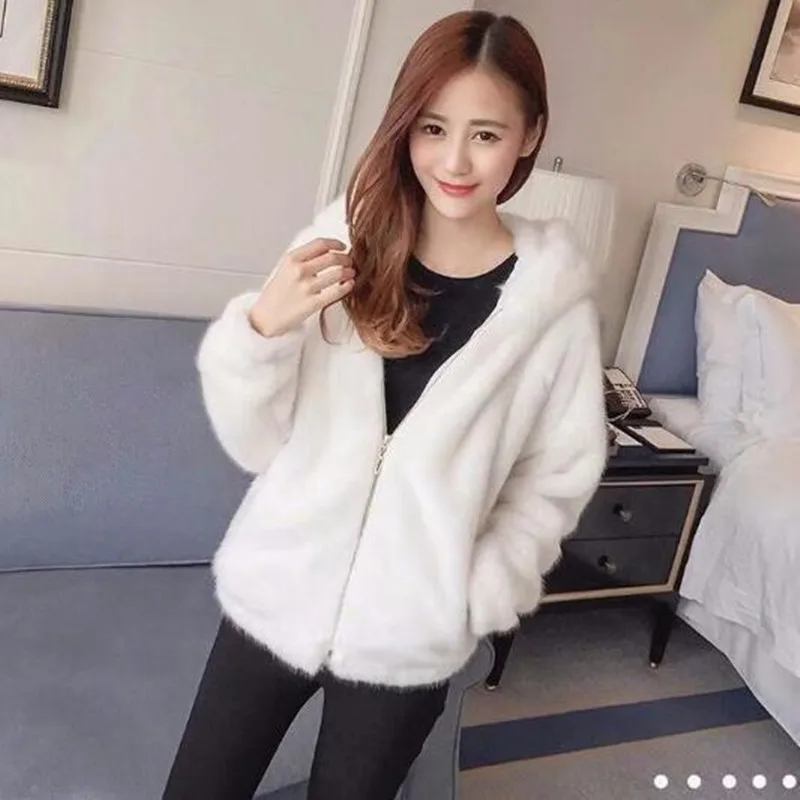 Winter Faux Fur Coat Women 2024 Casual Sweatshirts Sleeveless Faux Fox fur Winter Fur Vest Female Jacket Coat casaco feminino