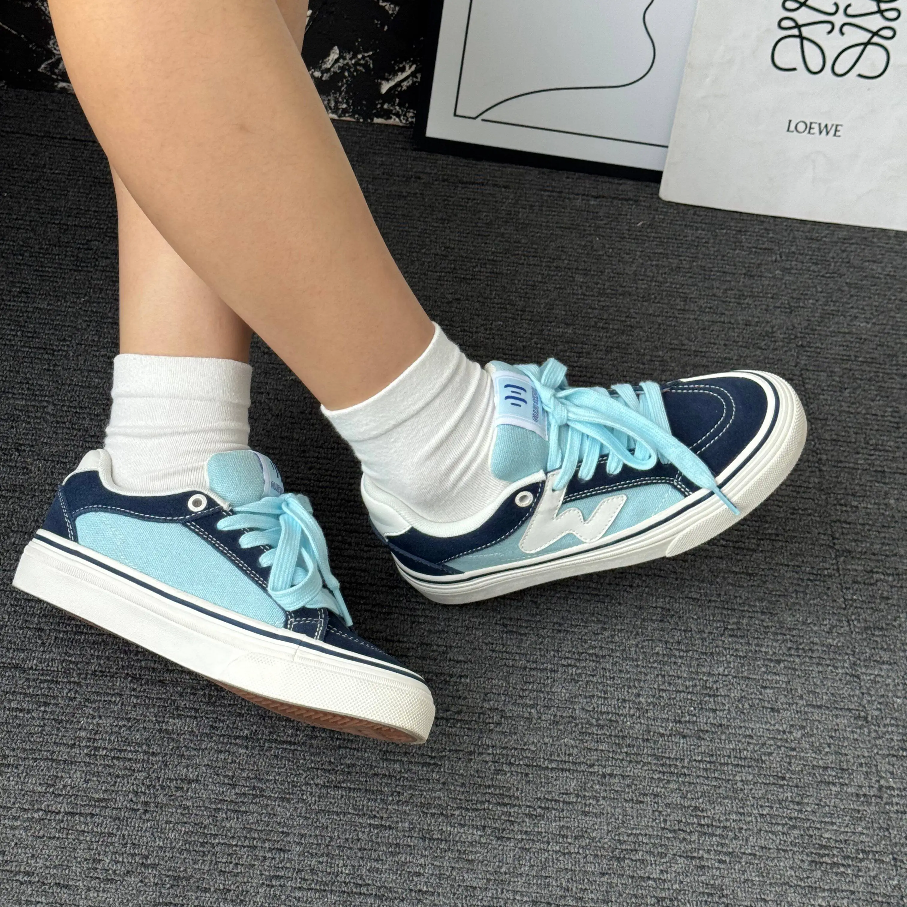 올리스케이트 네이비 블루 스웨이드 캔버스 스티칭 유니섹 - Women'S Shoes Navy Blue 리뷰 및 가격