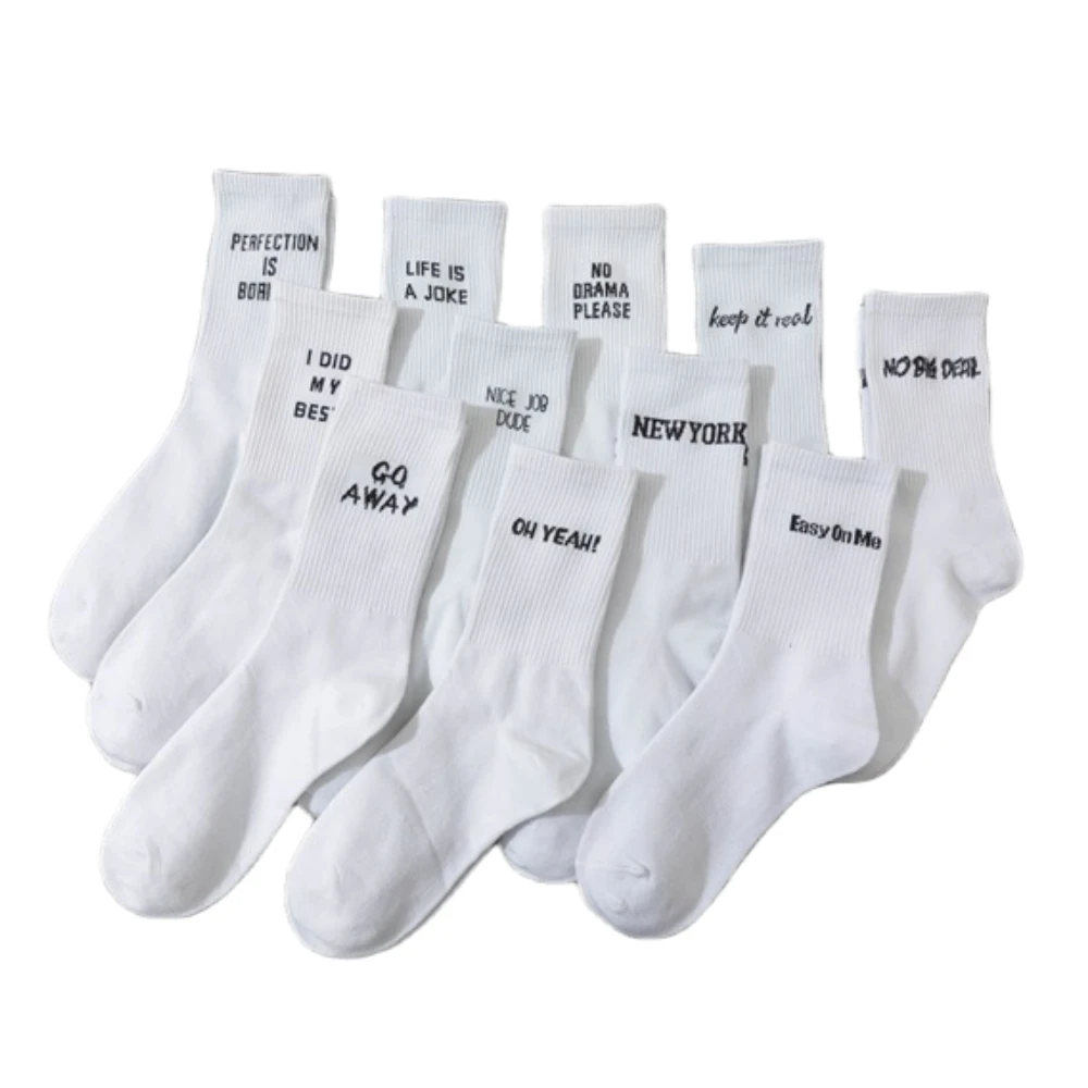 Neue Frauen Brief Jacquard Serie Weiße Baumwolle Socken Straße Sport Hip Hop Mode Männer Unisex Sokken Dropship
