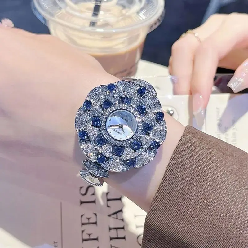 Elegant Golden Quartz Watch for Women Fashion Waterproof Rhinestone Luxury Ladies Wristwatch New Original Design Clock