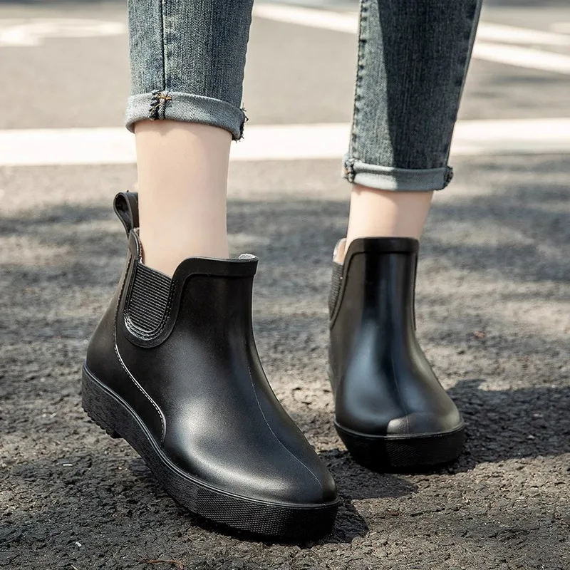 2024 ，New ，Fashion ，Rain Boots Women's Thick-Soled Leisure Rain ，Boots ，Non-Slip Wear-Resistant Outdoor Water Shoes Rubber Shoes