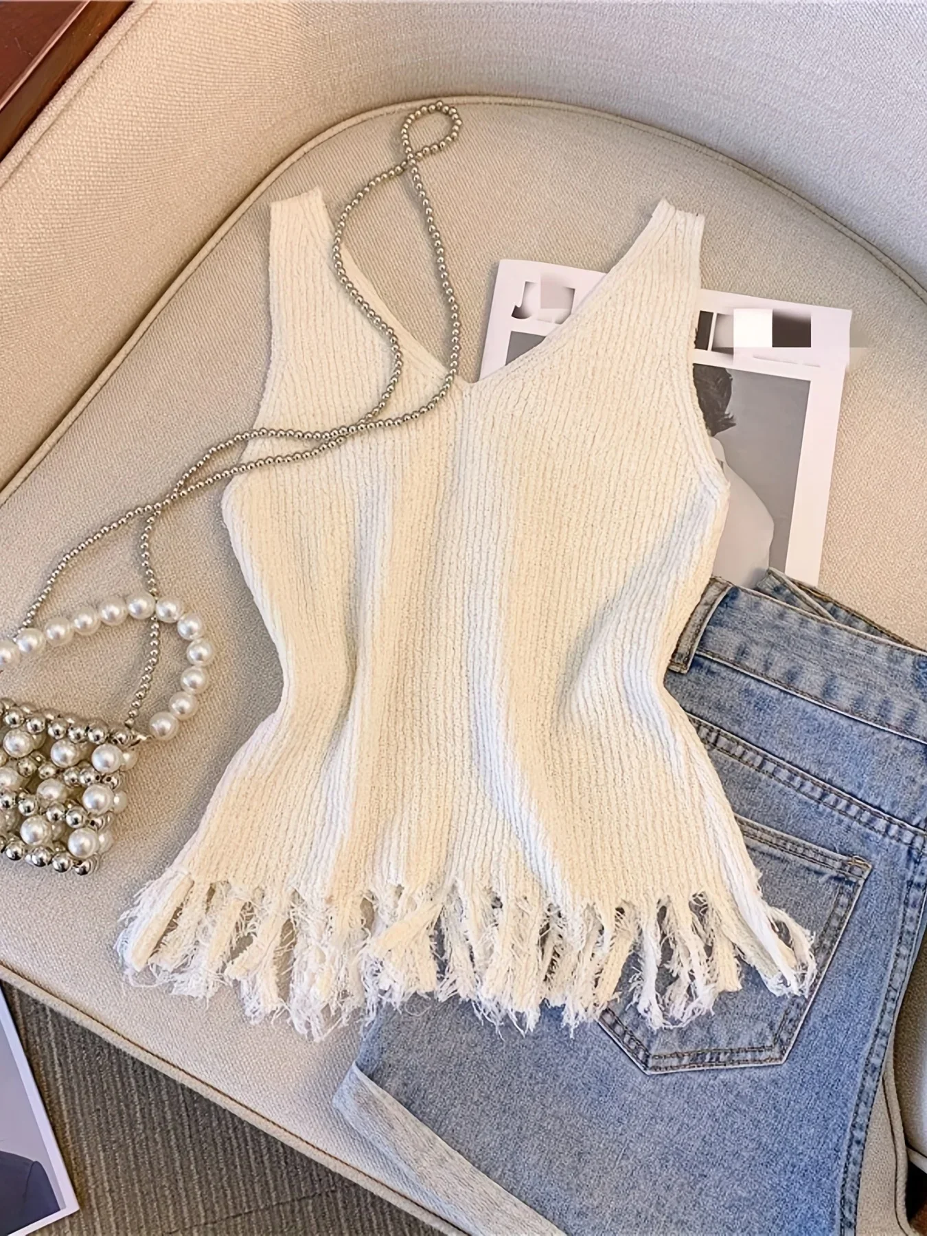 2024 Solid Tassel Hem Tank Top Knit Elastic Casual V Neck Summer Sleeveless Top Women\'s Clothing Crop Top