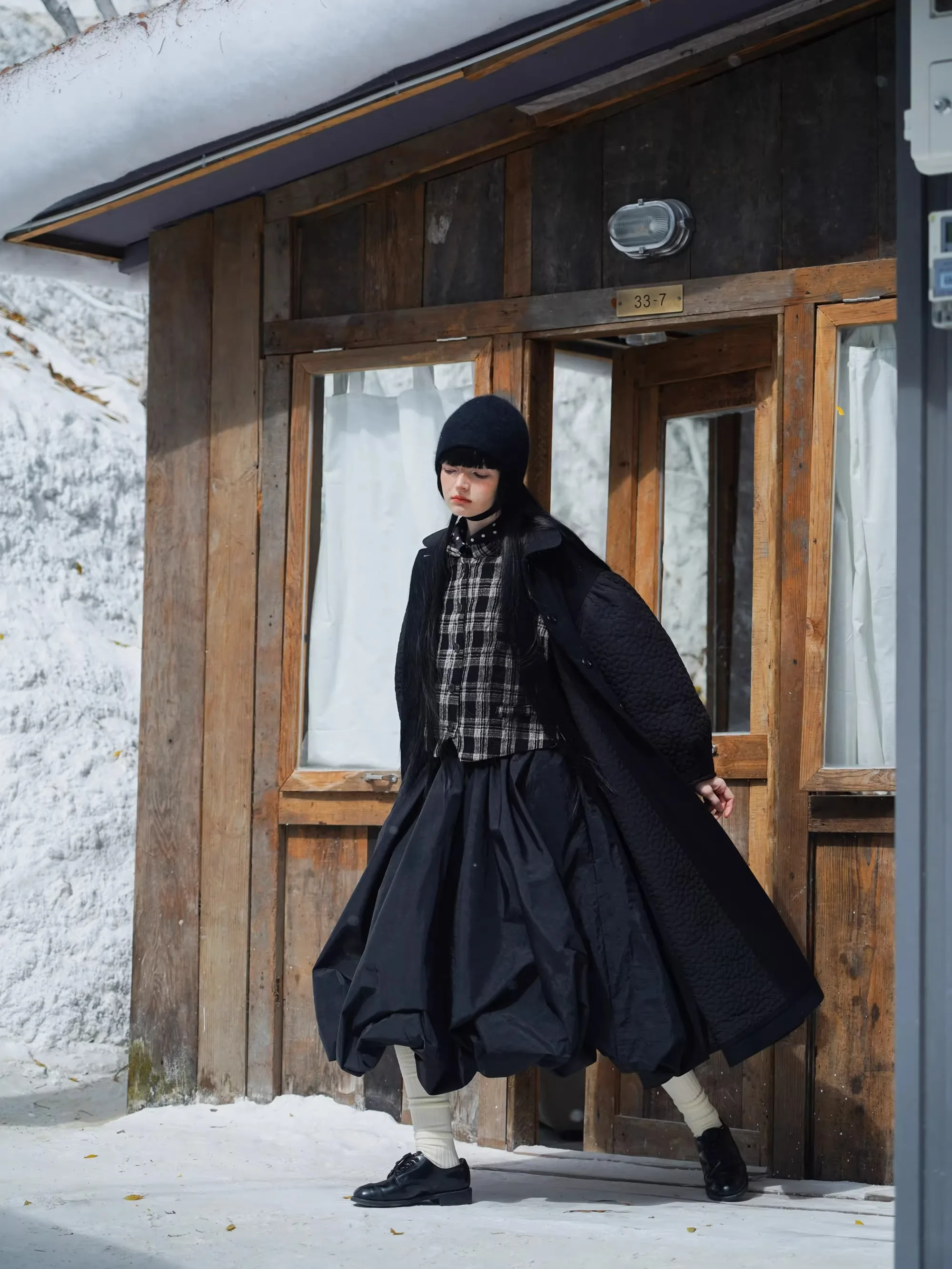 

WOKERKER Retro Japanese Sle Long Wool Camere Cotton Blend Warmth Outerwear Collar Single Button Closure Pure Color