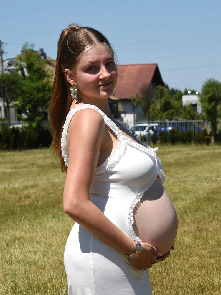 فستان أنيق أبيض لالتقاط الصور للأمهات بدون أكمام، فستان طويل مكشكش، ملابس حمل صديقة للصدمات للتصوير الفوتوغرافي في استحمام الطفل #4