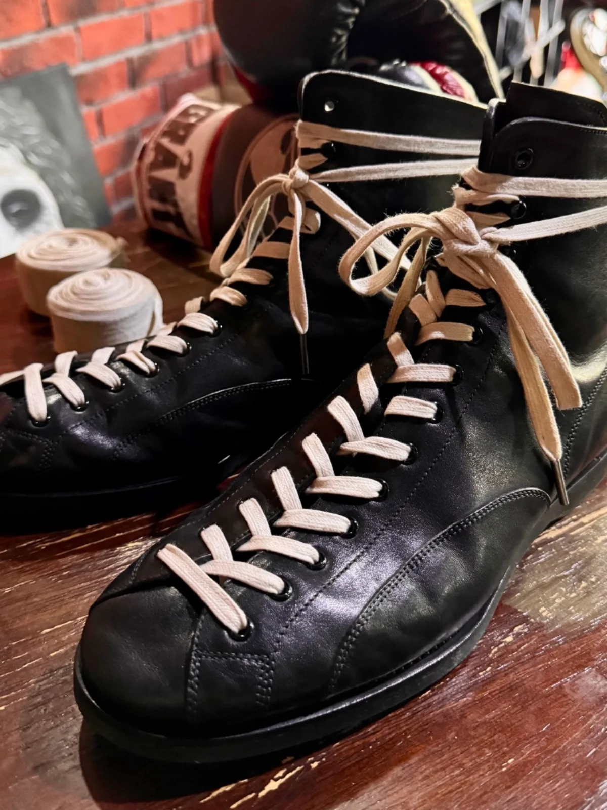 

Retro American Sle Boxing Boots Men's Casual Leather oes k High Top ort Boots Face Work Boots Leather Patchwork