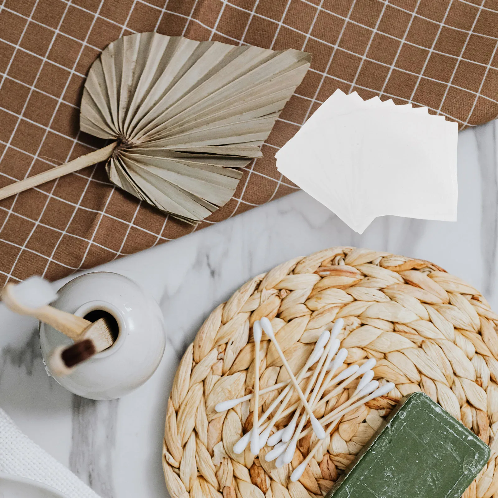 25 قطعة ماكياج إزالة منصات الوجه غير المنسوجة النسيج لطيف مناديل تنظيف الاستخدام اليومي حجم السفر منصات تقشير الوجه ماكياج