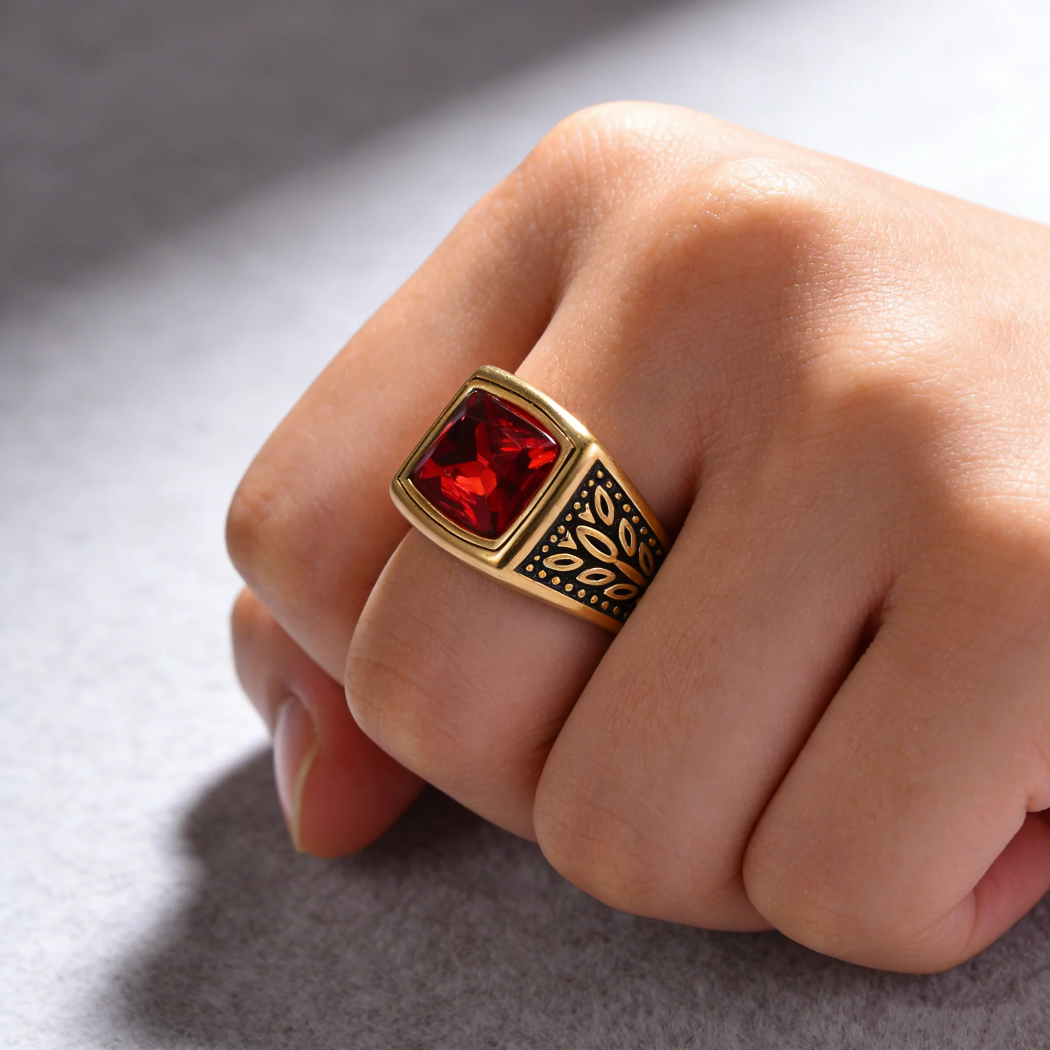 SDA Stainless Steel Red Stone Rings Men Cool Punk Square Vintage Freemasonry Ring Class Rings for Man Jewelry for Bar Party