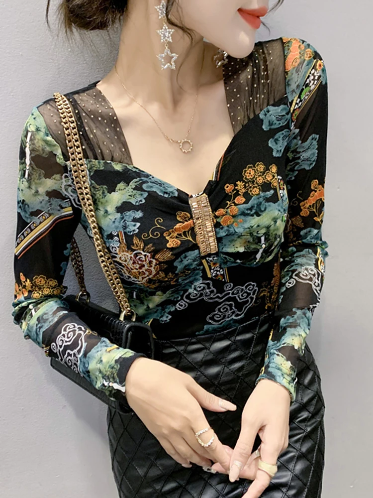 Damen Fce Lined Me Base irt Slim Fit Long Sve V Ne T irt Frühling Herbst Faionable bedrucktes Innenoberteil