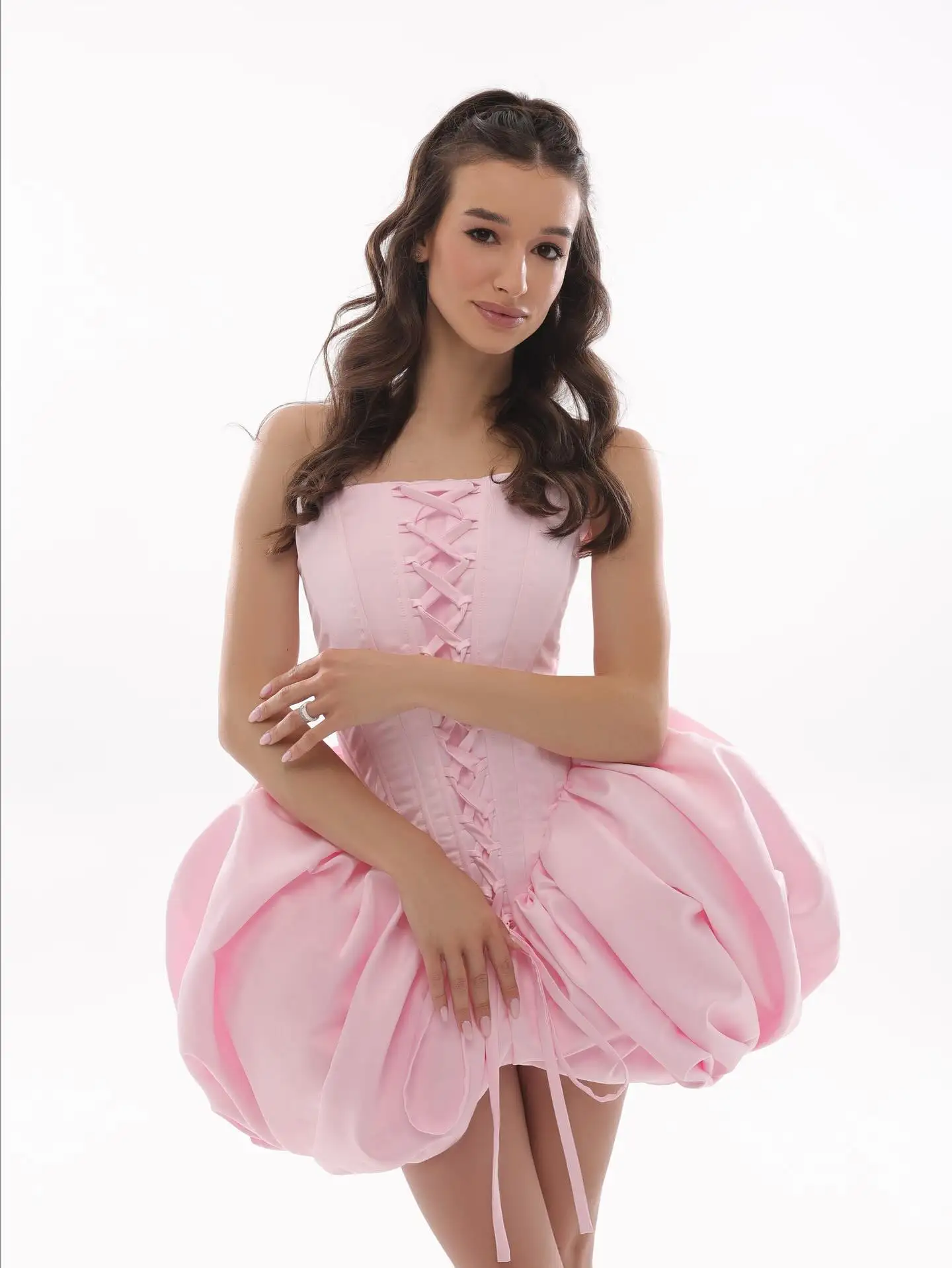 فساتين قصيرة من Sweet Pink Bubble لحفلات أعياد الميلاد وأربطة مشد علوي فستان فتاة صغيرة للتاريخ فستان العطلة