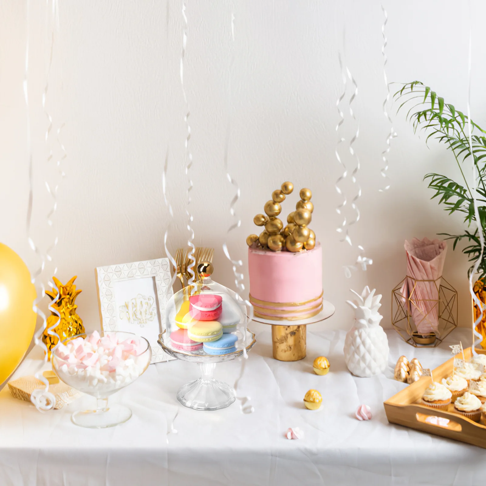 

1Pcs Trim Glass Cake Candy Plate Covered Dessert Tray for Outdoor Parties Banquets Birthdays Wine Events