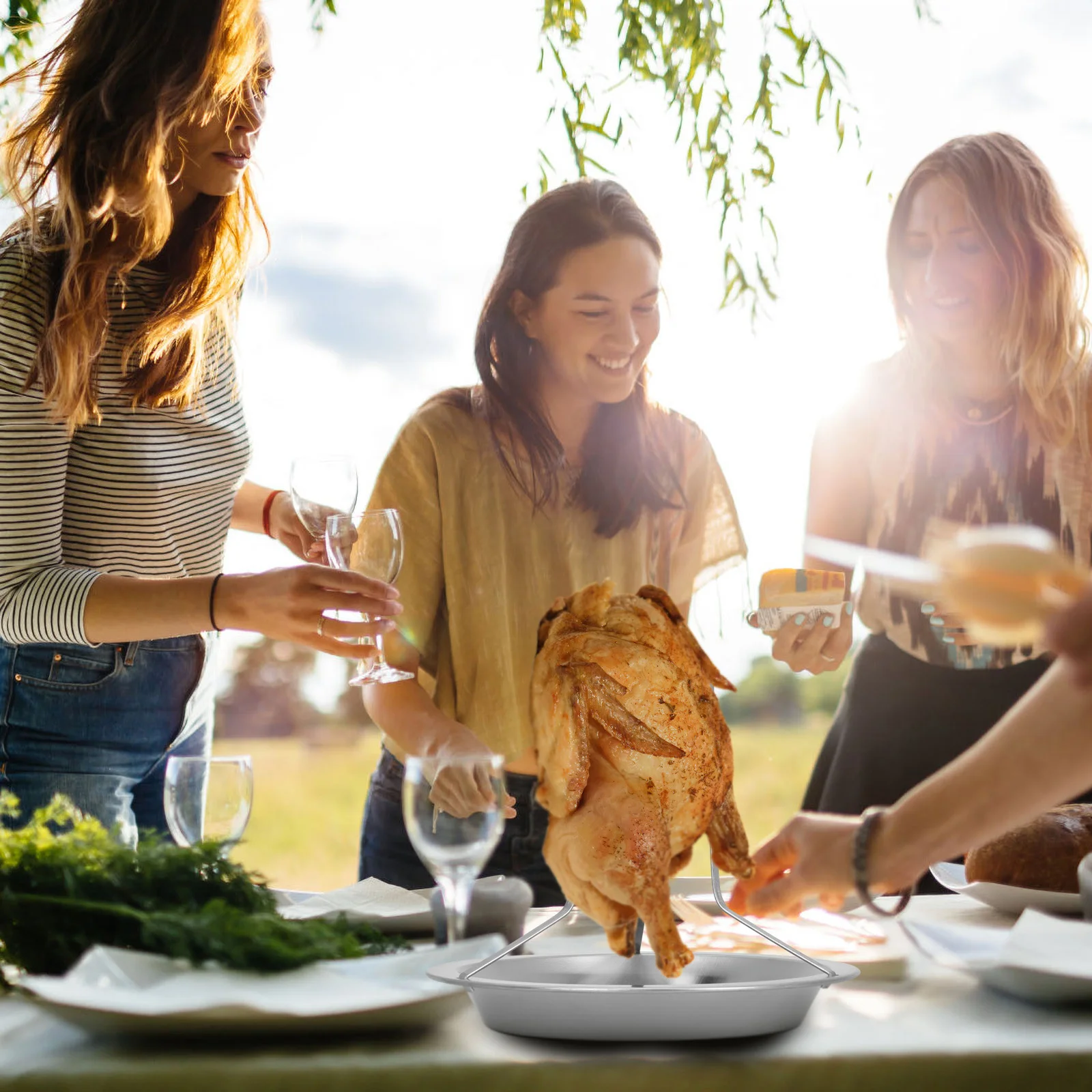 

Portable Stainless BBQ Rack for Camping Chicken Grill Tray Roasting Turkey Chicken Grill Tray Home Outdoor Tool