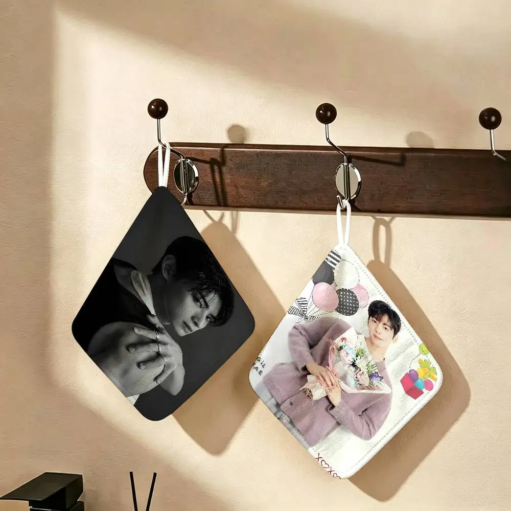 Popular Korean Actor Cha EunWoo Soft Polyester Cotton Towel, Hanging Kitchen Style Hand Wiping Cloth for Restaurant Home