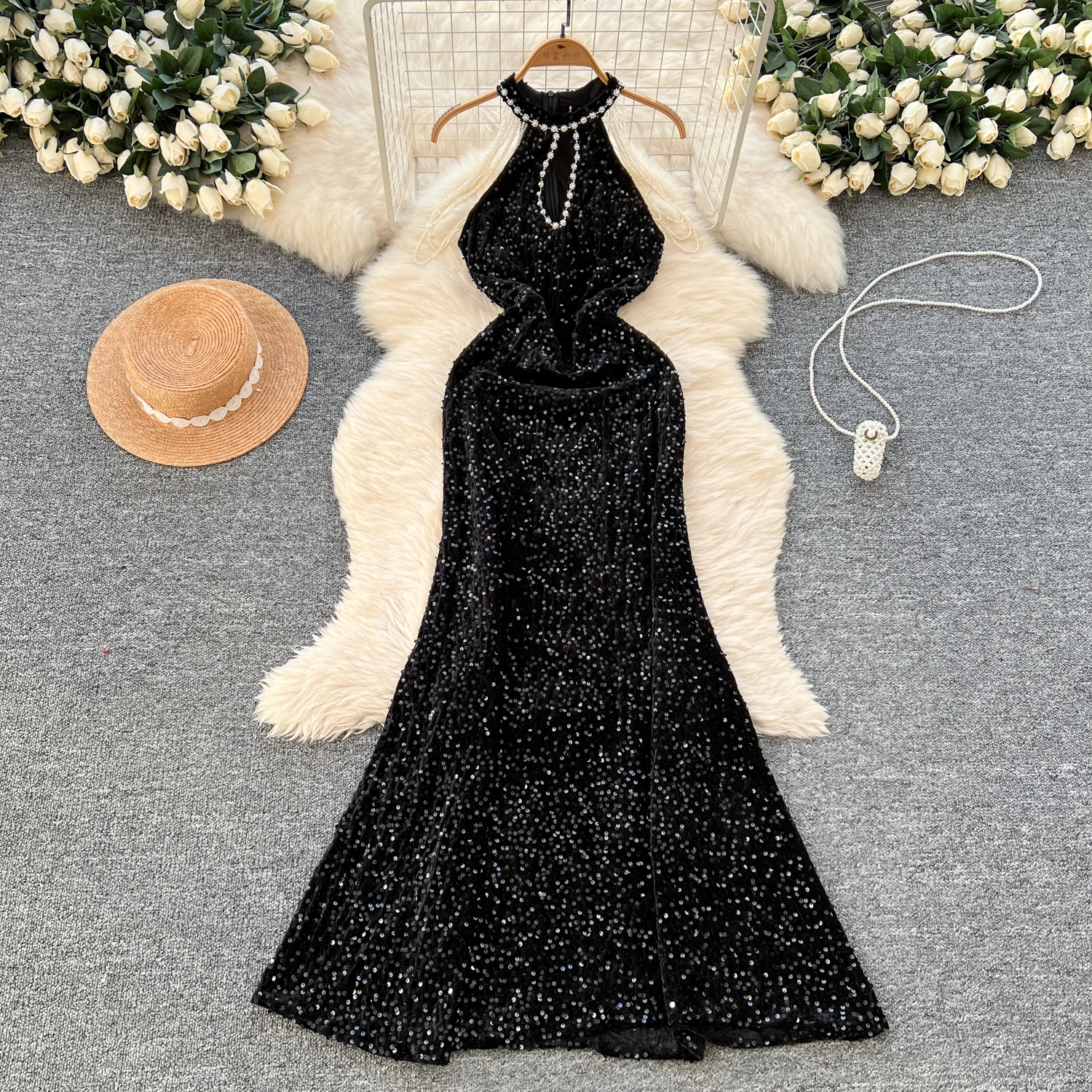 Elegant Sleeveless Vintage Embroidered Beads Halter Sequin Slim Velour Long Dresses Evening High Street Autumn Winter Clothing