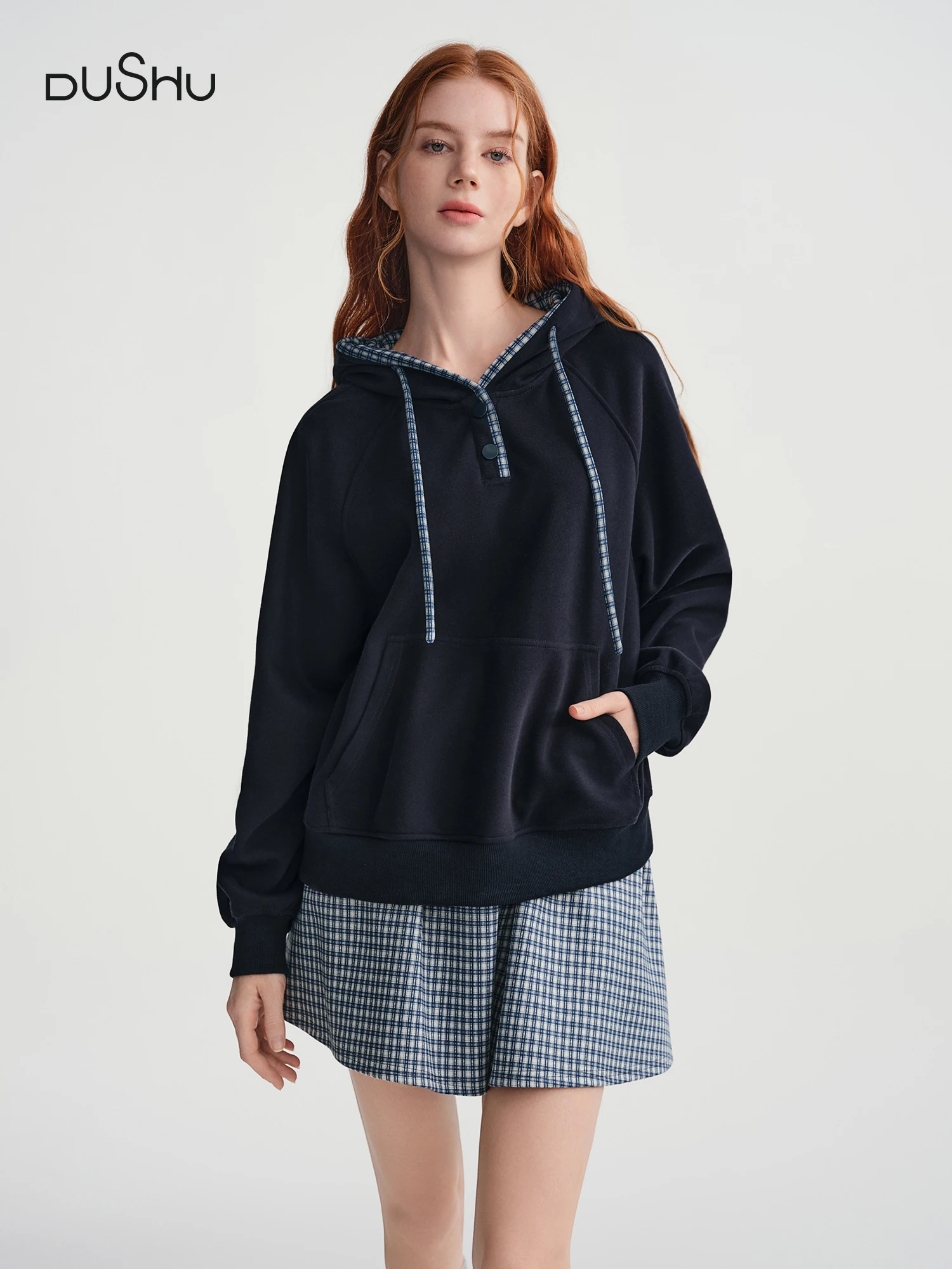 

DUSHU Plus-Size Women Relaxed Blues Soft Knit Hoodie Skirt Casual Outfit Set Winter 2025 New Arrival Two-Piece Retro Inspired