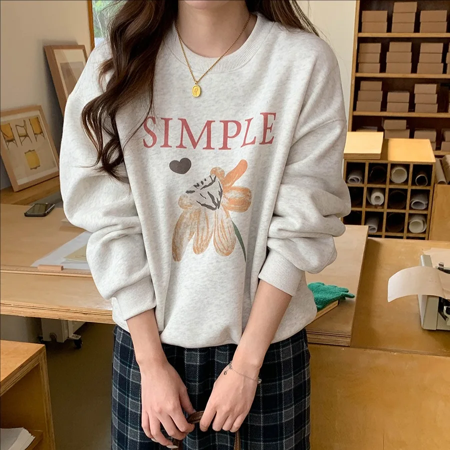 بلوفر نسائي مخملي بأكمام طويلة كاجوال مطبوع برقبة دائرية لمجموعة الخريف والشتاء الجديدة