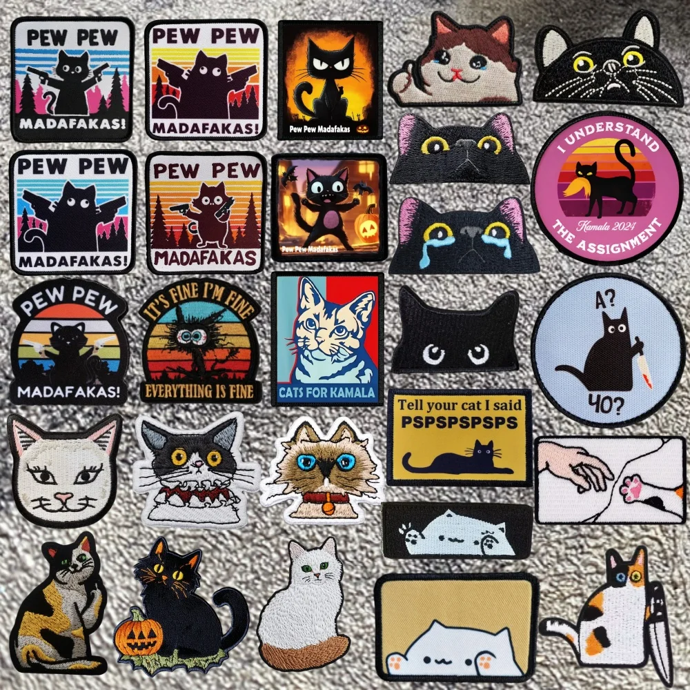 Parche bordado de dibujos animados divertidos de Gato Pew para Halloween, insignia de expresión de animales y gatos negros, brazalete con gancho y