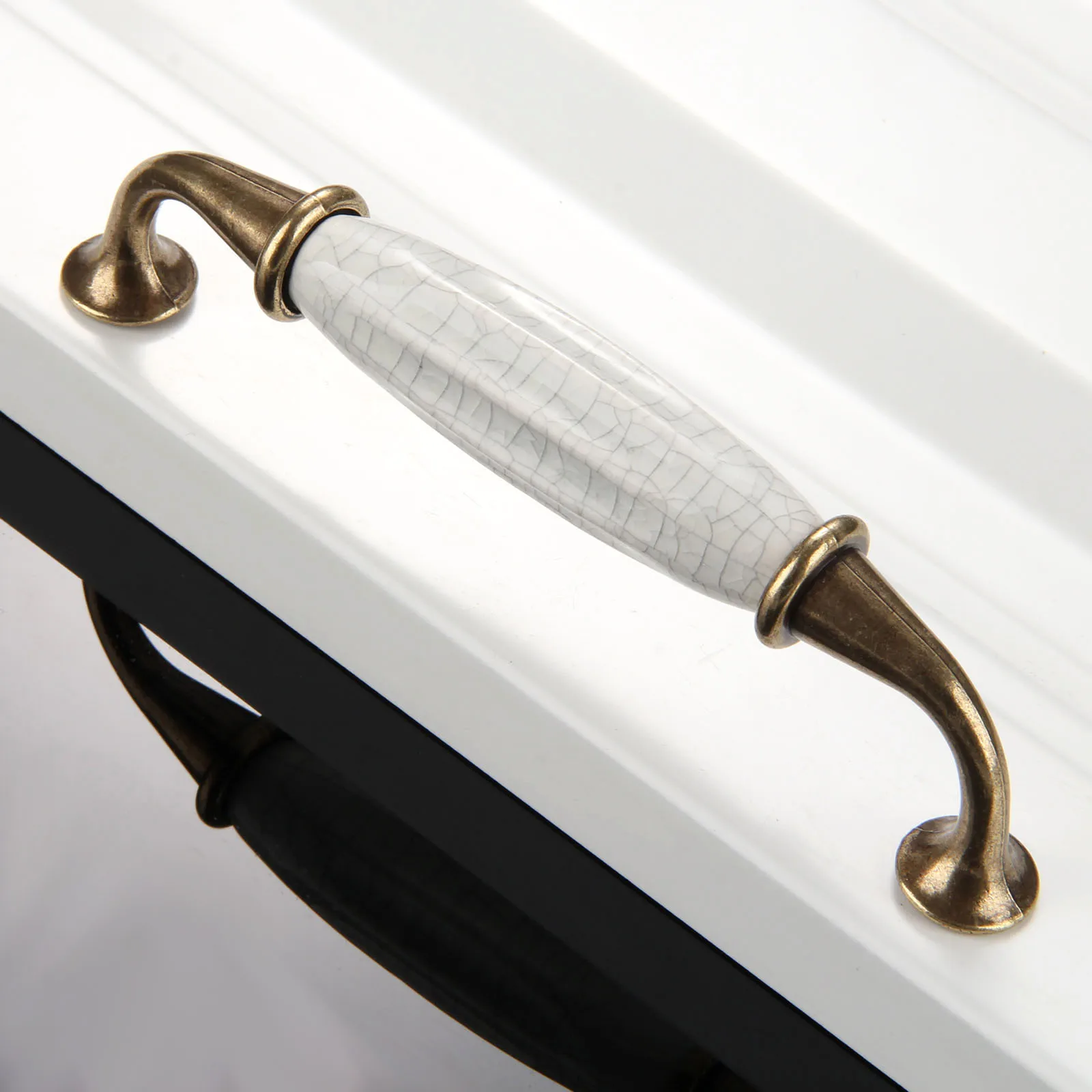 1 قطعة مقابض لقطع الأثاث باب السيراميك الأبيض مع المسمار الأوروبي العتيقة درج يسحب مقابض خزانة المطبخ ديكور المنزل #2