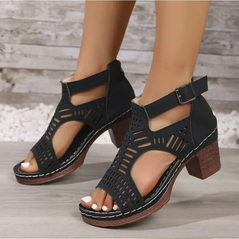 

Summer new style perforated toe breathable sandals, fashionable back zipper comfortable high heels and plus-size women's shoes