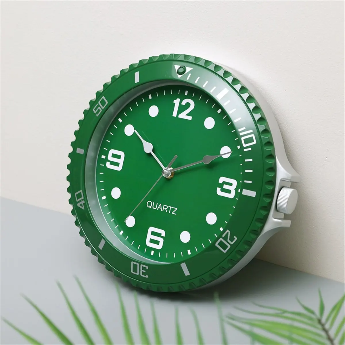 [ABPO] Wall Clock Modern Design Silent Quartz Needle Luxury Wall Clock Silent Sweep Second Home Wall Clock White