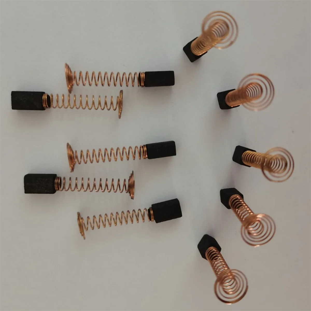 10ชิ้นแปรงคาร์บอนสำหรับ dremel 4000 90930-04 2615298790 595 395 300 6000 300 215 100 217