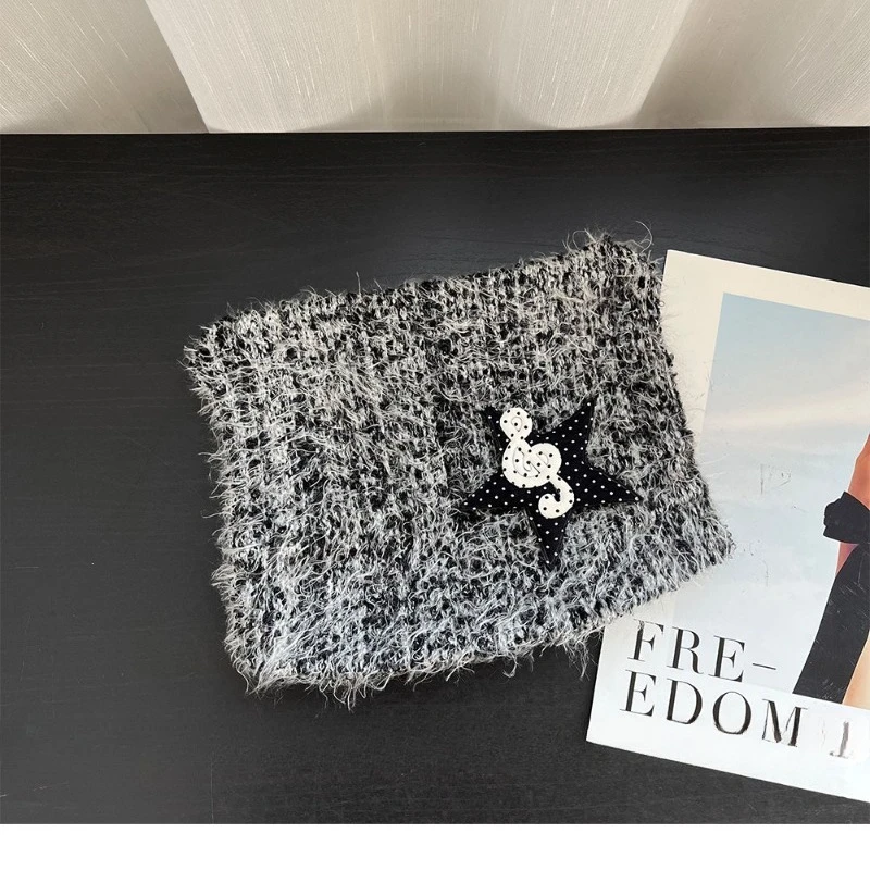 Koreanische Ins-Plaid-Musik-Design-Plüschmütze mit Katzenohren, gestrickte Mütze für Damen, Herbst- und Winterwärme, vielseitige Y2k-Kälteschutzmütze – Detail 5