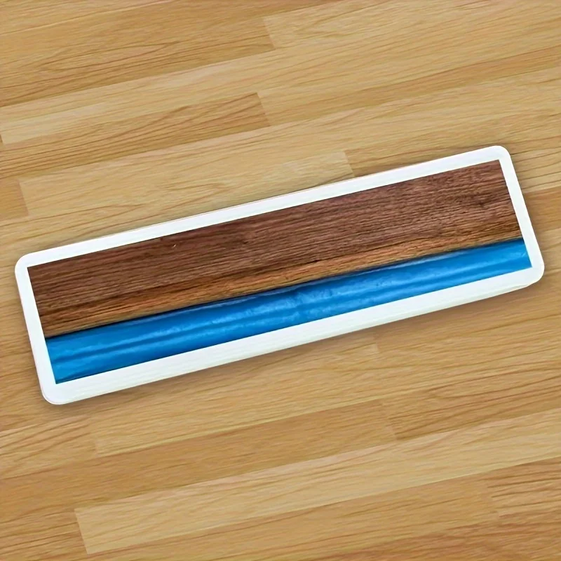 

Silicone Mold (Rectangular) - Suitable for making resin coasters and tea trays; an ideal choice for handmade craft projects.
