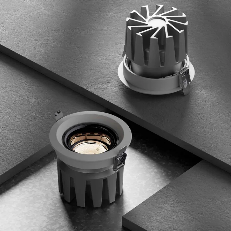 

Special lighting fixtures for catering, with a 15° focused beam angle, shining on the dining table. West restaurant. Ra98