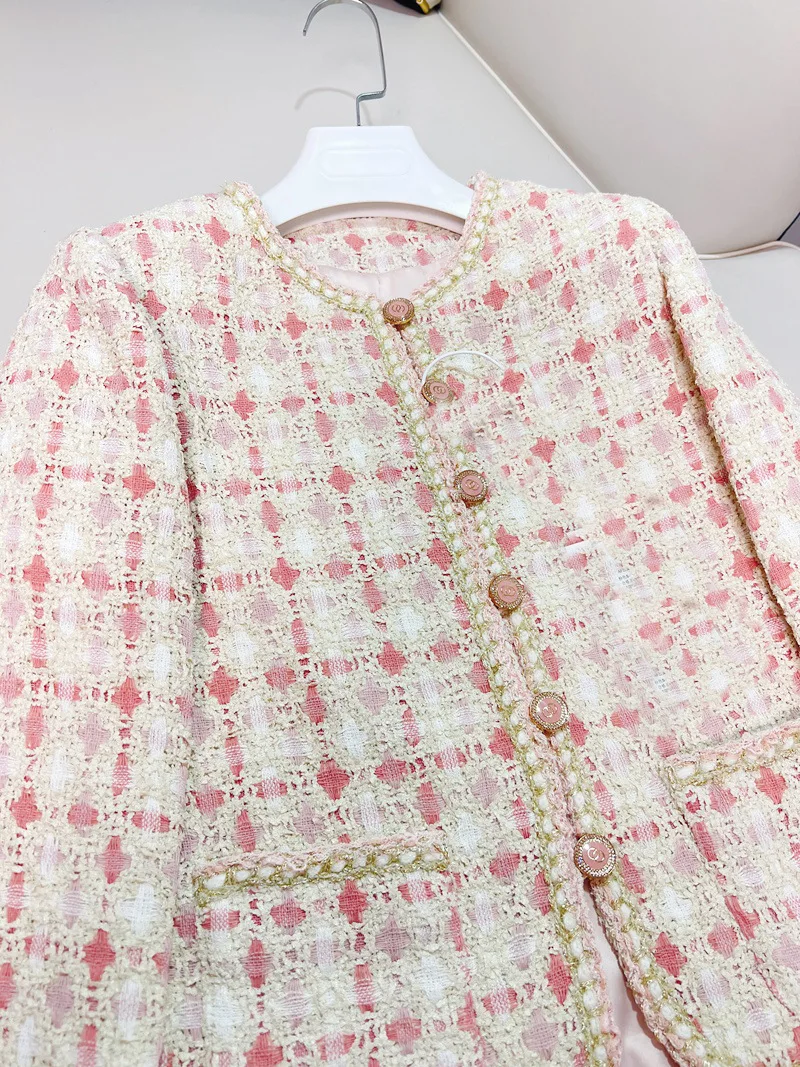 Autumn New Luxury Pink Small Fragrant Short Coat Women Plaid Thick Tweed Long sleeved Round Neck Single breasted Elegant Jacket