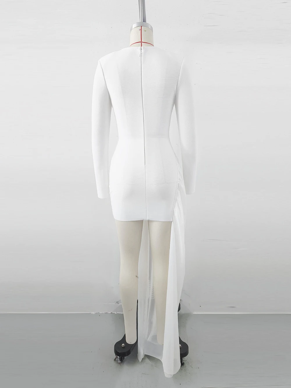 2024 Seksowne asymetryczne sukienki damskie O-neck z długim rękawem i diamentową dekoracją Bodycon Mini sukienka koktajlowa wieczorowa impreza Vestidos