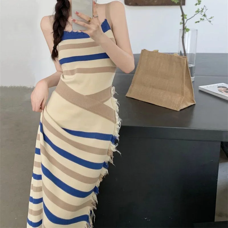 French Retro Striped Knitted Suspender Dress for Women's Spring New Wrap Hip Brushed Dresses Chic Temperament Split Long Skirts