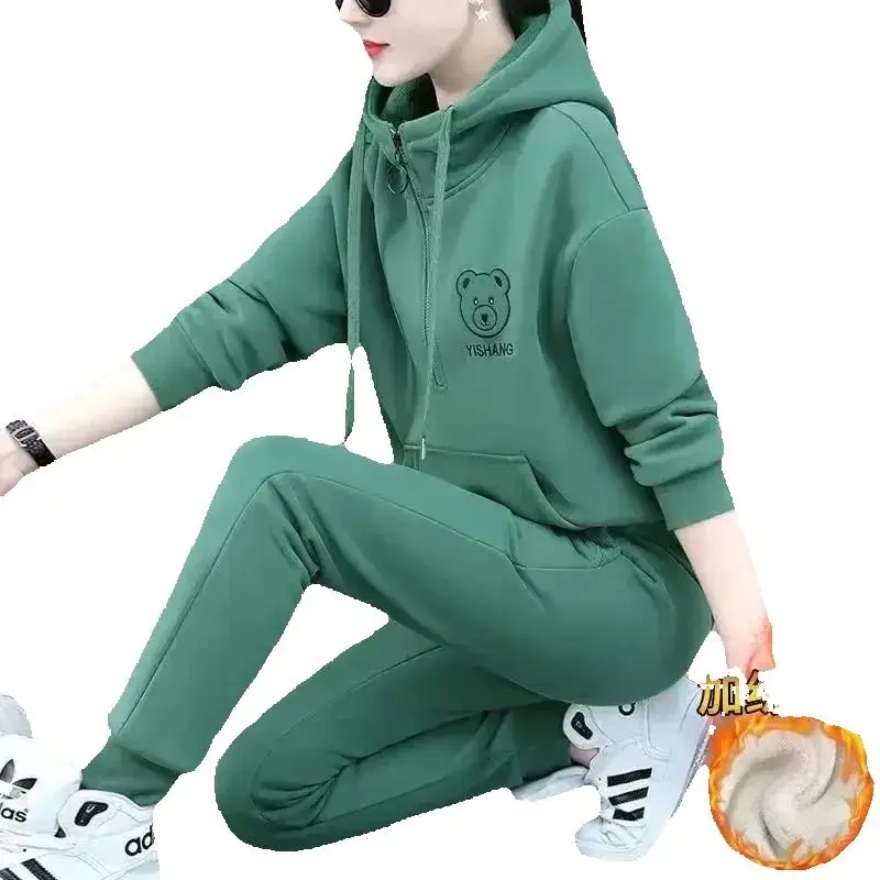 Womens Two Peice Set Women's Suit Fleece Thickened Sweater 2025 Winter Warm Printed Mother Outfit Thin Loose Crop Tops and Pants