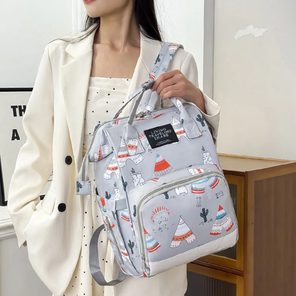

Multifunctional Mommy Backpack Durable Material Anti Splash Water Travel Backpack Maternity Design Wear-resistant