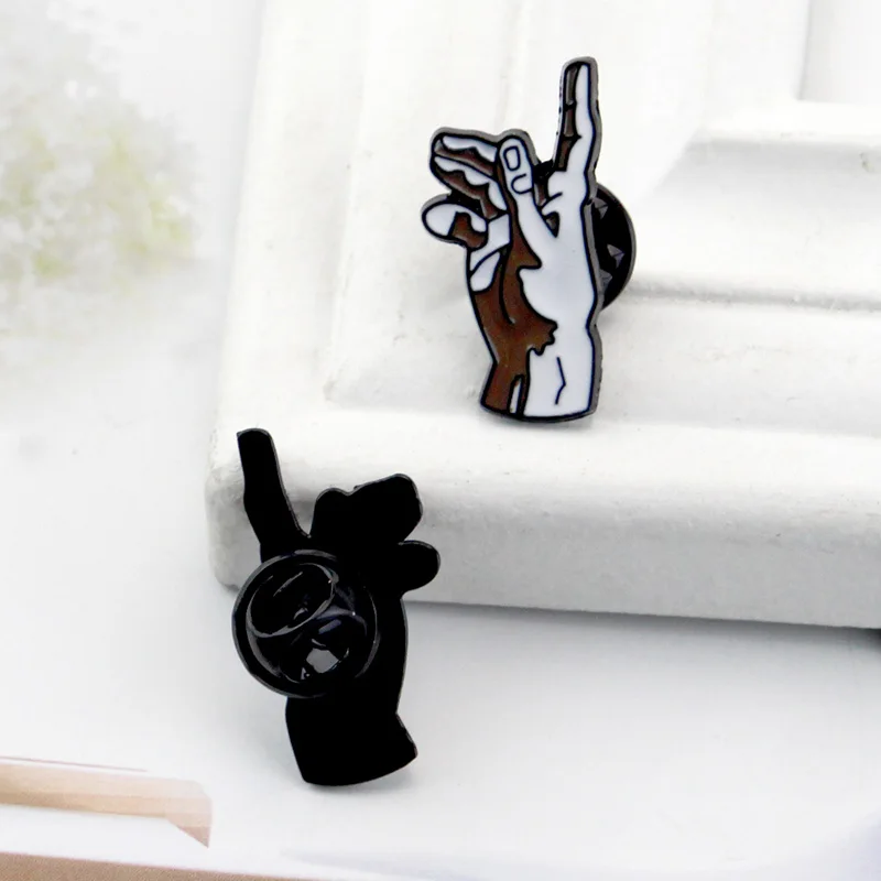 مايكل أنجلو الله دبوس اليد الكرتون المينا الأعمال الفنية سبيكة العصرية تأثيري اكسسوارات بروش شارة التلبيب لمحبي الهدايا