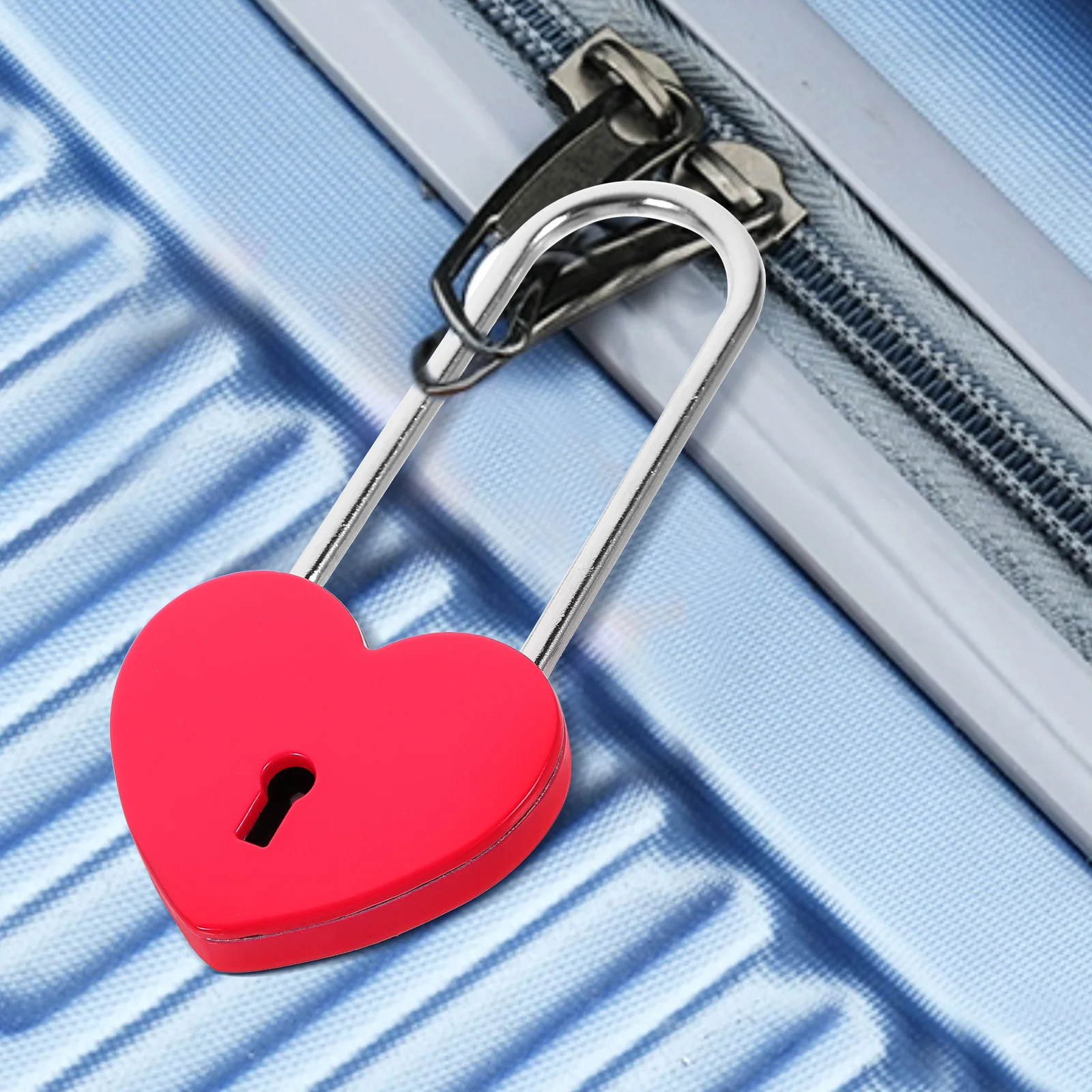 

Heart Shaped Wishing Lock Small Suitcase Chest Locks Keys Hanging Luggage Bag Long LockerRed Stable Travel Jewelry Box Backpacks