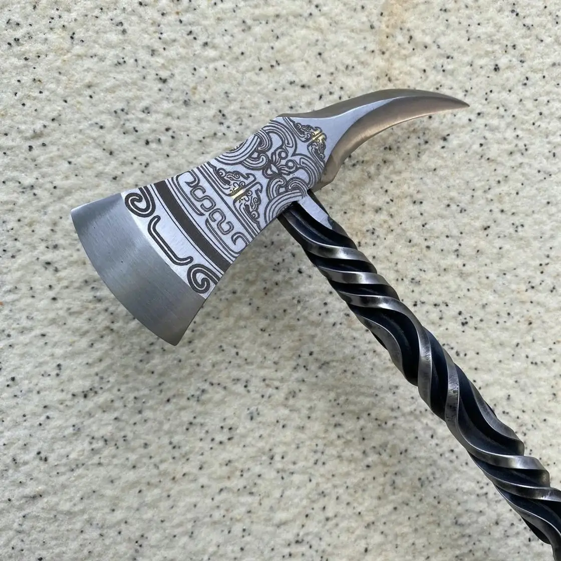 

NEW High-quality Twisted Integrated Axe High-chromium Steel Multi-functional Hand-forged Outdoor Camping Survival EDC Equipment