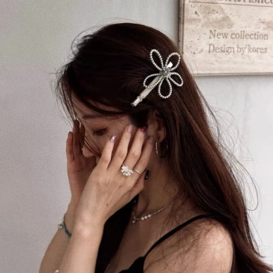 

Заколка для волос со сверкающим бриллиантом и жемчугом и цветком, женская заколка для волос с боковой заколкой, заколка для волос с челкой, корейская мода, заколка в виде утконоса, укладка головных уборов