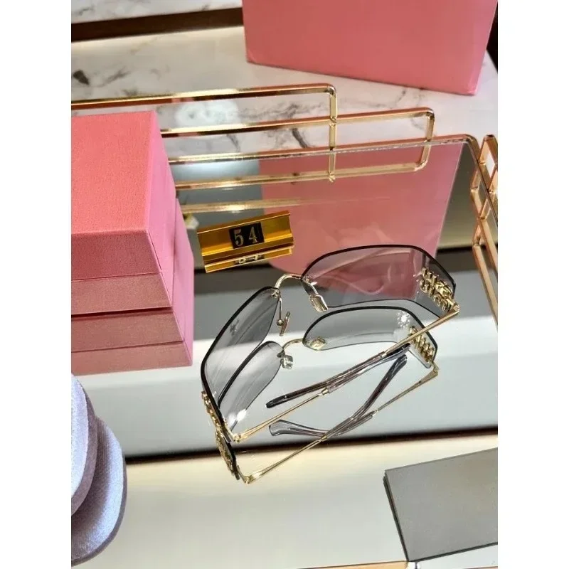 High Quality M Frameless Sunglasses Windproof Sunscreen Women's Sweet and Cool Hot Selling Slim Sunglasses Glasses Birthday Gift
