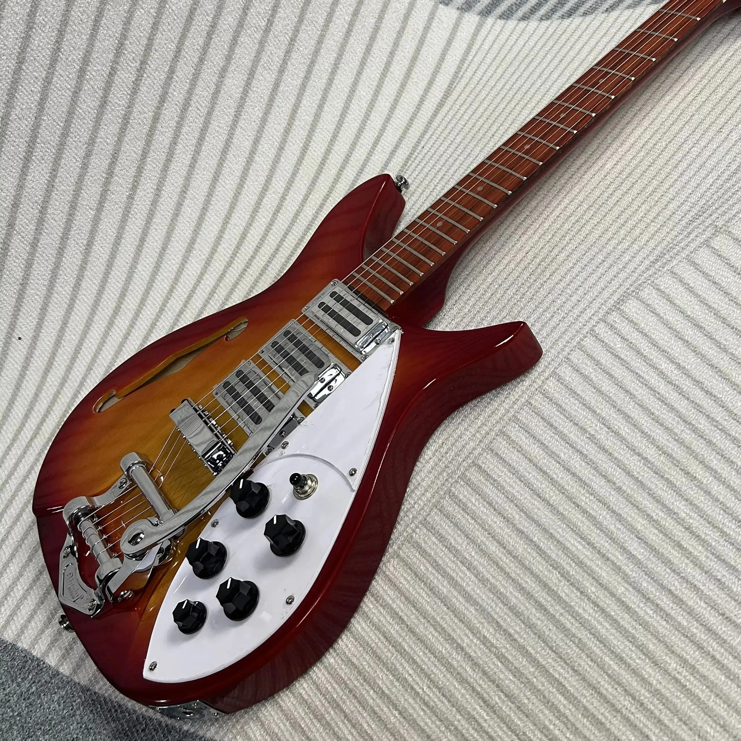 2026 new Guitars 325 Model, Semi Hollow,Cherry Sunburst Version, 527mm Scale Length, F Holes, 34 Inches