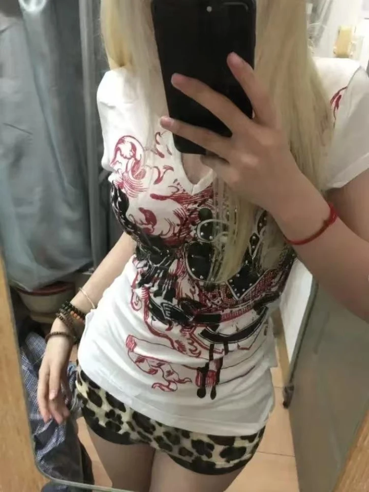 

Женская футболка Harajuku с графическим рисунком в японском стиле Y2k, винтажные эстетические топы, готическая уличная одежда с короткими рукавами, повседневная летняя одежда с v-образным вырезом