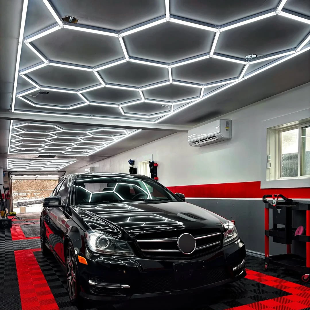 

110-240V Honeycomb Tube 6500K Cool White Hexagon LED Ceiling Light For Garage Barber Shop Studio Gym Energy-Saving Lighting