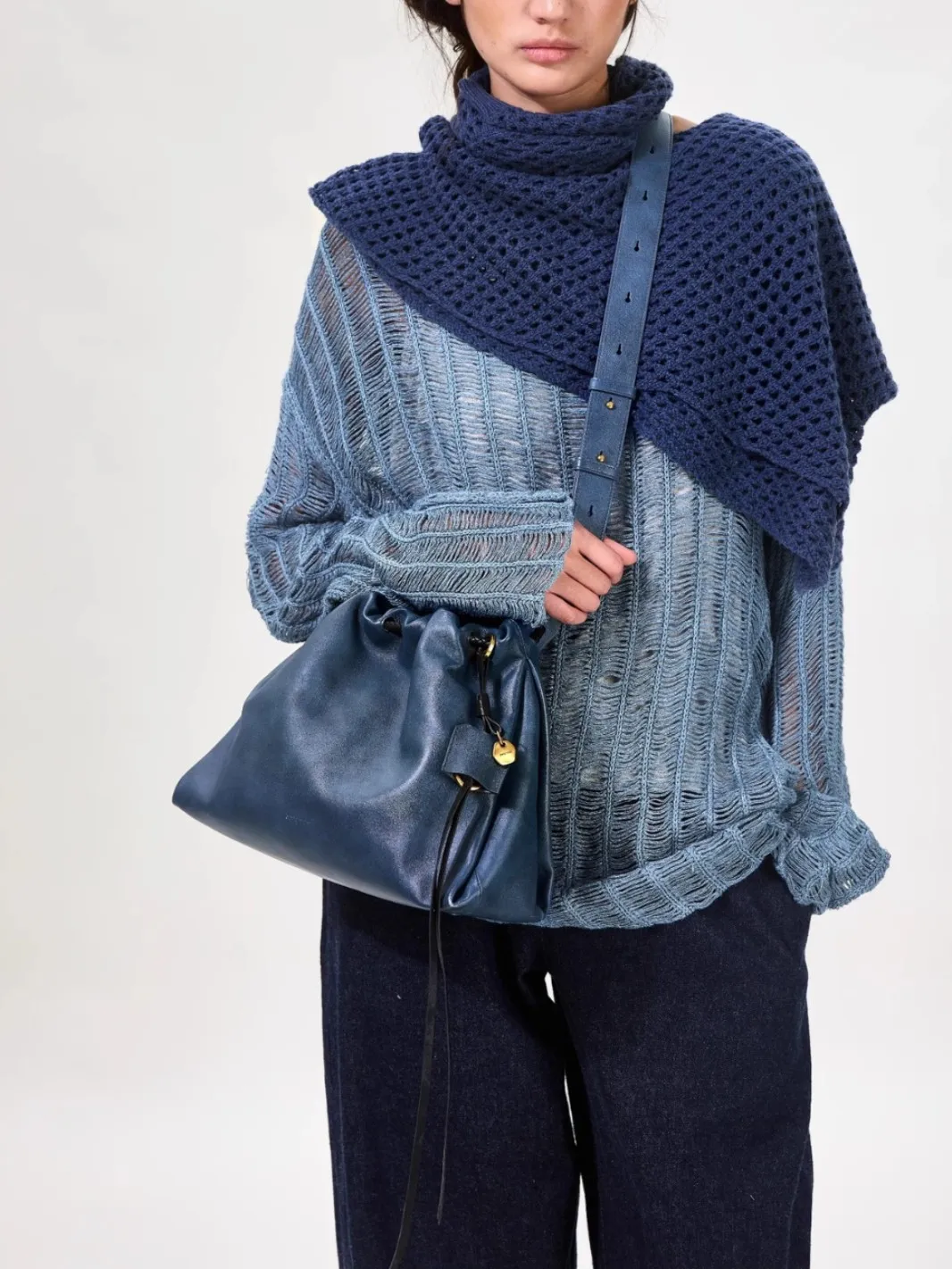 

Women's Niche Design Shoulder Bag Fashion Trend Personalised Composite Genuine Leather Handbag Women's Versatile Bag