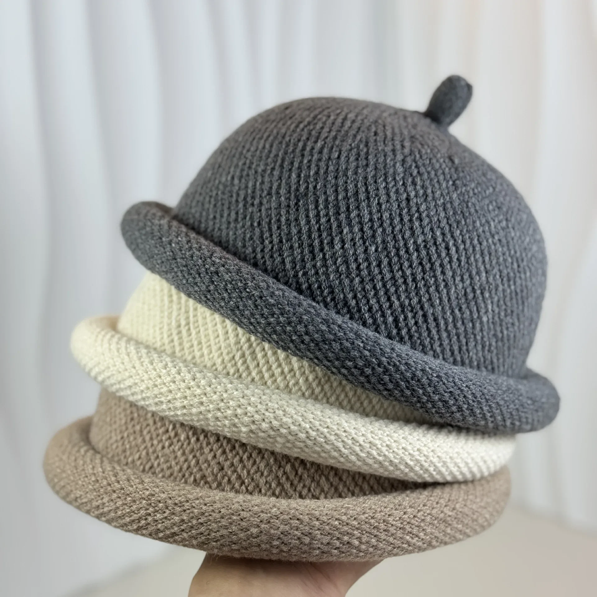 Japanese style Womens Fashion Bucket Hats Knitted Melon Skin Hats Casual Berets Landlord Hats Warm Painter Pacifier Caps